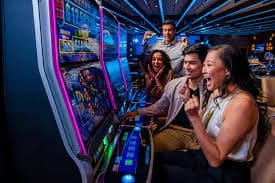 Filipino sports fans watching live basketball on kingph apk bet section